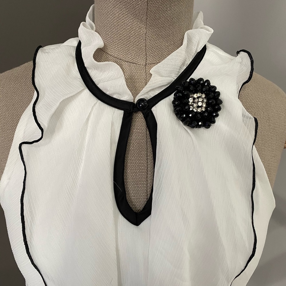 B•Wear Classy Ruffle Top Blouse - Picture 2 of 4